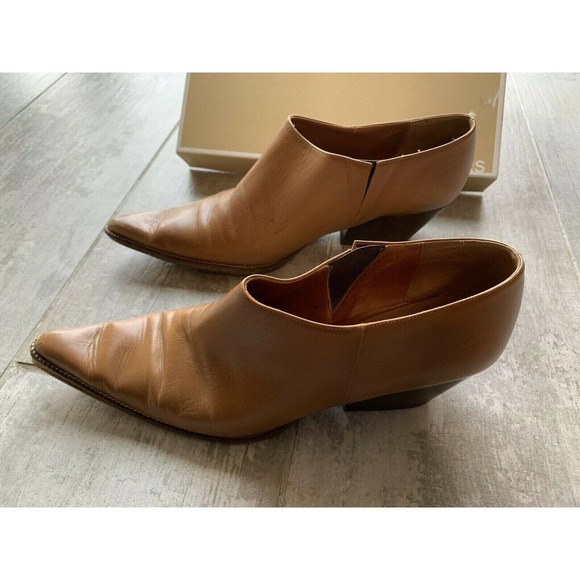 MICHAEL KORS Low Ankle Flat Brown Luggage Leather Booties Designer w/ Box 9 - Picture 6 of 11